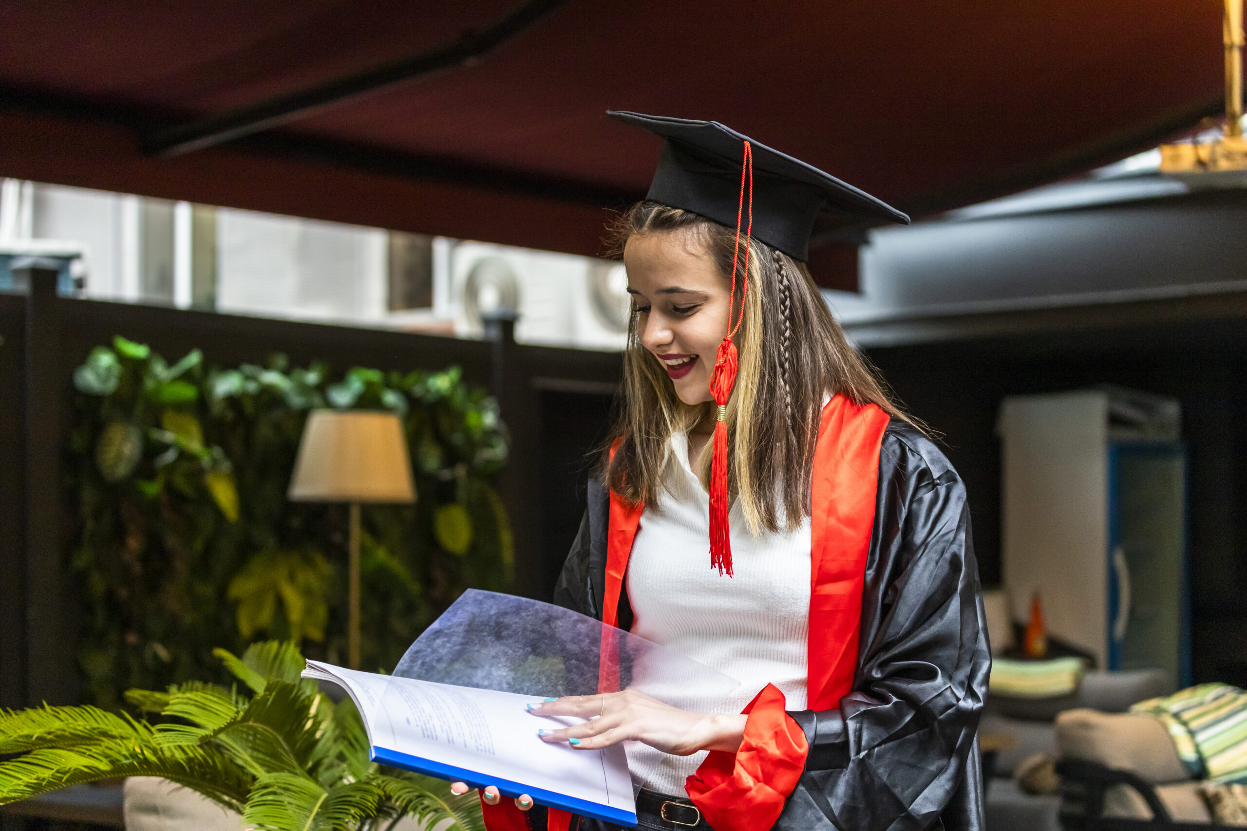 Scholarships for Bangladeshi Students to Study Abroad in 2026